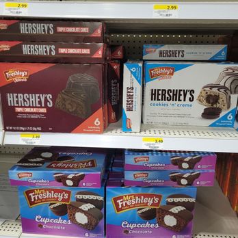 Rural King - a shelf of hershey's cupcakes - Home & Garden Near Me - Decatur, Illinois Rural King - a shelf of hershey's cupcakes - Home & Garden Near Me - Decatur, Illinois