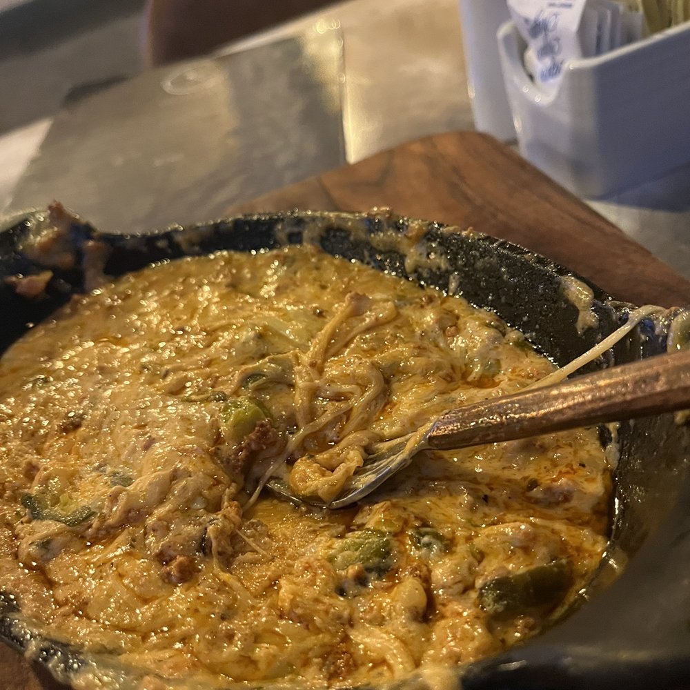 Barrio Eats & Drinks - Mexican Near Me - El Paso, Texas