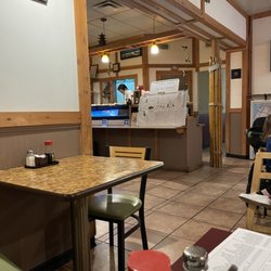 Yoo Mae Japanese Cuisine and Sushi - Inside