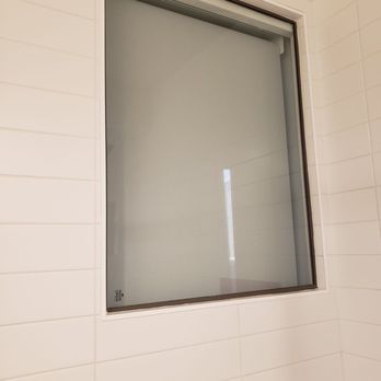 Hotel La Croix - Window in the shower area. Wtf!? - Hotels Near Me - Honolulu, Hawaii Hotel La Croix - Window in the shower area. Wtf!? - Hotels Near Me - Honolulu, Hawaii