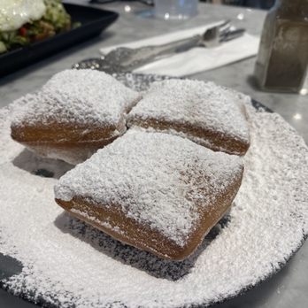 Roux Diner - Beignets - Breakfast & Brunch Near Me - Chicago, Illinois Roux Diner - Beignets - Breakfast & Brunch Near Me - Chicago, Illinois