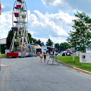 Picktown Palooza - This way to rides.  #UpCloseSavor - Amusement Parks Near Me - Pickerington, Ohio