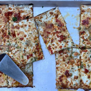 Mandolino's Artisan Pizza - Tupelo Honey Pie - Pizza Near Me - Davidson, North Carolina Mandolino's Artisan Pizza - Tupelo Honey Pie - Pizza Near Me - Davidson, North Carolina