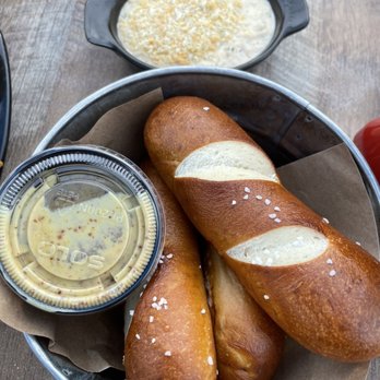 Liberty Point - Crab dip - American Near Me - Philadelphia, Pennsylvania