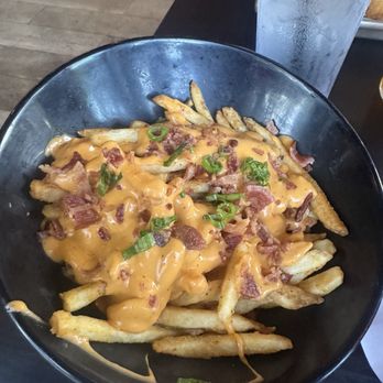 Brewlando Sanford - Loaded fries - Breweries Near Me - Sanford, Florida