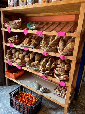 Casa Del Pan, Panadería Artesanal, Tienda Orgánica y Productores Locales by null