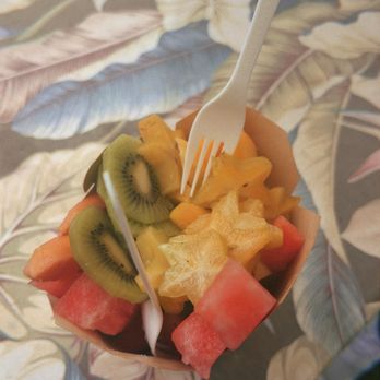 Maui Fruit Truck - Fruit cup XL - Food Trucks Near Me - Lahaina, Hawaii Maui Fruit Truck - Fruit cup XL - Food Trucks Near Me - Lahaina, Hawaii