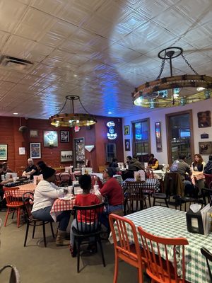 Gus’s World Famous Fried Chicken by null