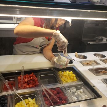 Pinkberry - Ice Cream & Frozen Yogurt Near Me - Dallas, Texas Pinkberry - Ice Cream & Frozen Yogurt Near Me - Dallas, Texas