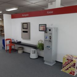 Stadt-/ Schulbibliothek Badenstedt - Ausleihen, Bezahlen und Rückgabe automatisch per Strichcode. Wann gibt's statt noch ner Karte endlich ein Hautimplantat ?