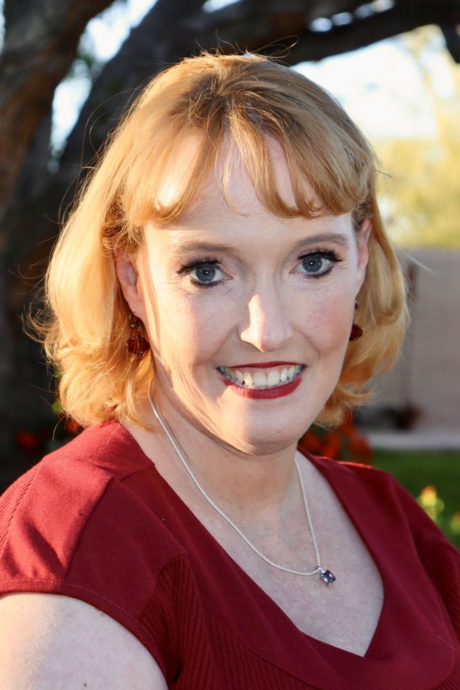 Nicole Early-Maxson - grief counselor in Glendale, AZ