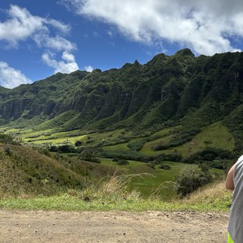 Kualoa Ranch - Tours Near Me - Kaneohe, Hawaii