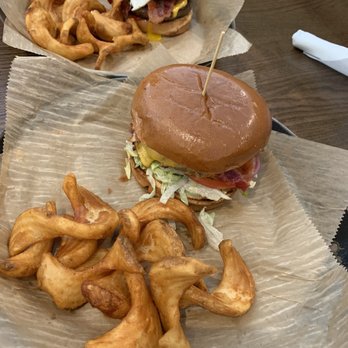 Cin Cin Burger BAR - Burgers Near Me - Winston-Salem, North Carolina