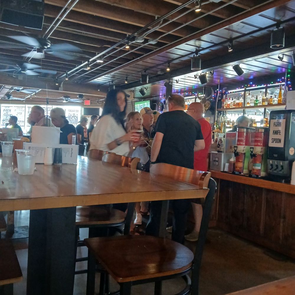 Stanley's Famous Pit Barbecue - Barbeque Near Me - Tyler, Texas Stanley's Famous Pit Barbecue - Barbeque Near Me - Tyler, Texas
