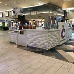 Green Crush - No employee. No "will be back sign"