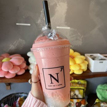 N7 Draft Tea + Coffee - Strawberry yakult smoothie - Coffee & Tea Near Me - San Jose, California