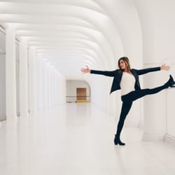 Annette offers private barre instruction as well as public classes for Exhale NYC.