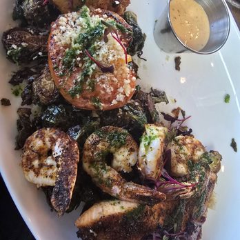 Blackwall Hitch - Crab Cakes, Salmon, Grilled Shrimp, Brussels Sprouts - Seafood Near Me - Alexandria, Virginia Blackwall Hitch - Crab Cakes, Salmon, Grilled Shrimp, Brussels Sprouts - Seafood Near Me - Alexandria, Virginia