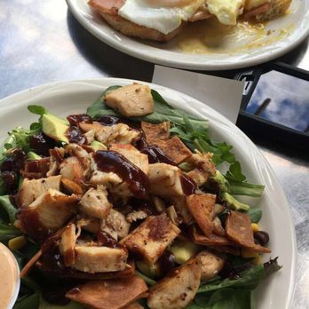 Bogart's Cafe - BBQ chicken salad & Eggs Benedict! - Breakfast & Brunch Near Me - Honolulu, Hawaii Bogart's Cafe - BBQ chicken salad & Eggs Benedict! - Breakfast & Brunch Near Me - Honolulu, Hawaii