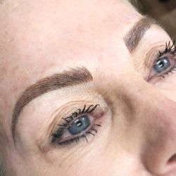 Ino Beauté - Annual touch up with Microshading
