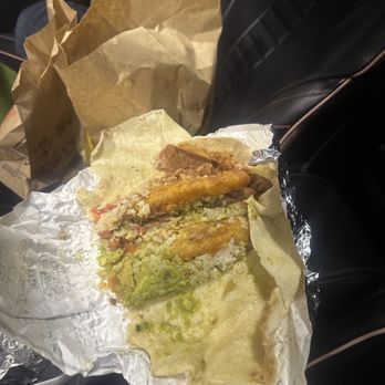 Del Taco - Mexican Near Me - Moreno Valley, California