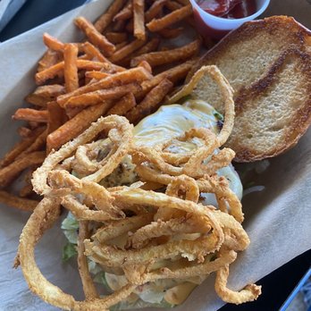 Kearney's Feed Yard - Southwestern Burger - Bars Near Me - Sunnyvale, Texas Kearney's Feed Yard - Southwestern Burger - Bars Near Me - Sunnyvale, Texas