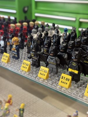 BRICKS & MINIFIGS - Updated January 2026 - 28 Photos - 1628 E Southern