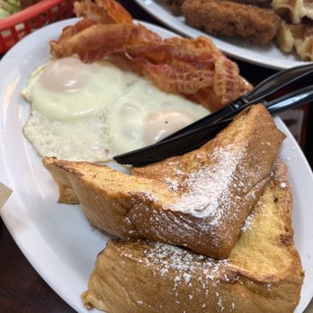 Las Canarias - French Toast, Over Easy Eggs, Bacon - Breakfast & Brunch Near Me - San Juan, Puerto Rico Las Canarias - French Toast, Over Easy Eggs, Bacon - Breakfast & Brunch Near Me - San Juan, Puerto Rico