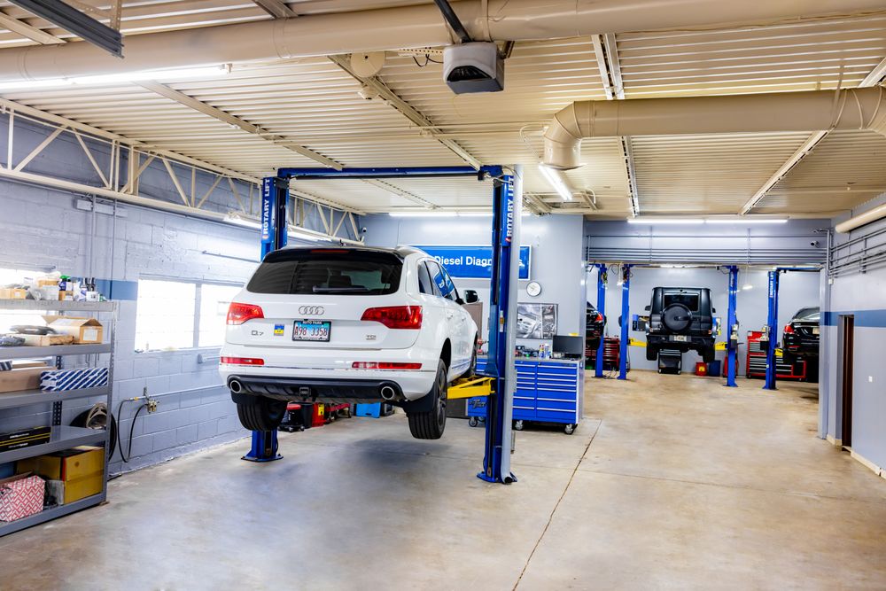 AUTO PARK Updated September 2024 55 Photos & 12 Reviews 1824 N