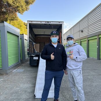 CEO Moving - Completing the move - Movers Near Me CEO Moving - Completing the move - Movers Near Me