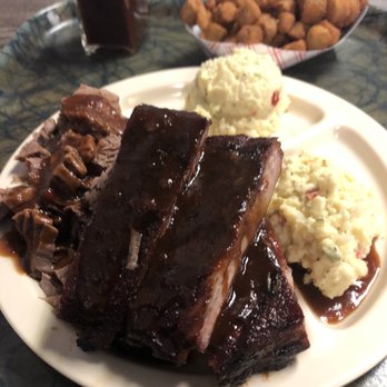David's Barbecue - DELICIOUS!! - Barbeque Near Me - Pantego, Texas