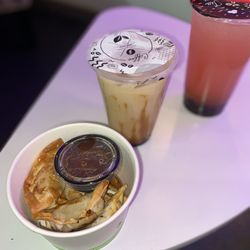 Universe Tea - Strawberry lemonade boba and Brown Sugar boba
