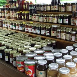 Bertuzzi's Market & Greenhouses - Jams, jellies and relishes