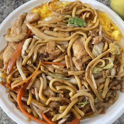 Peking House - Chicken Lo Mein