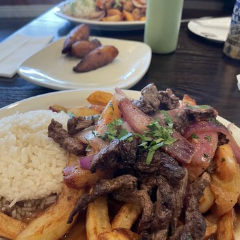 Baileys Peruvian Cuisine - Lomo Saltado, Plantain Fritos, Saltado de Pollo - Peruvian Near Me - Whittier, California Baileys Peruvian Cuisine - Lomo Saltado, Plantain Fritos, Saltado de Pollo - Peruvian Near Me - Whittier, California