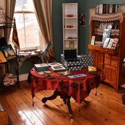 The Ruby Oracle - Upstairs in the Jade Room