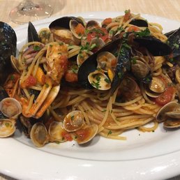 Great seafood spaghetti.