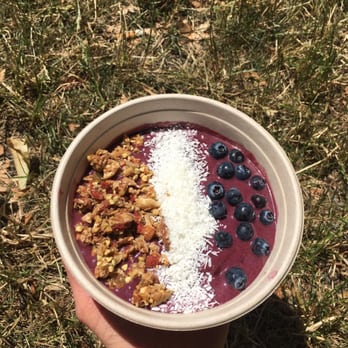 Cocobeet - Boston - Acai bowl. AMAZING. - Juice Bars & Smoothies Near Me - Boston, Massachusetts