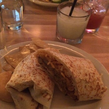 Calexico - Upper East Side - Chicken Burrito - Salad Near Me - New York, New York