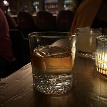 Cantina Rosa - Mexican whiskey - Mexican Near Me - Chicago, Illinois