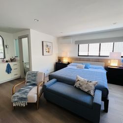 Rayo Wholesale - Beautiful beachy wood tones