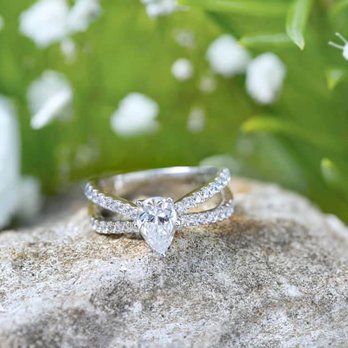 Onomoli Fine Jewelry - Jewelry Near Me - Glenview, Illinois Onomoli Fine Jewelry - Jewelry Near Me - Glenview, Illinois
