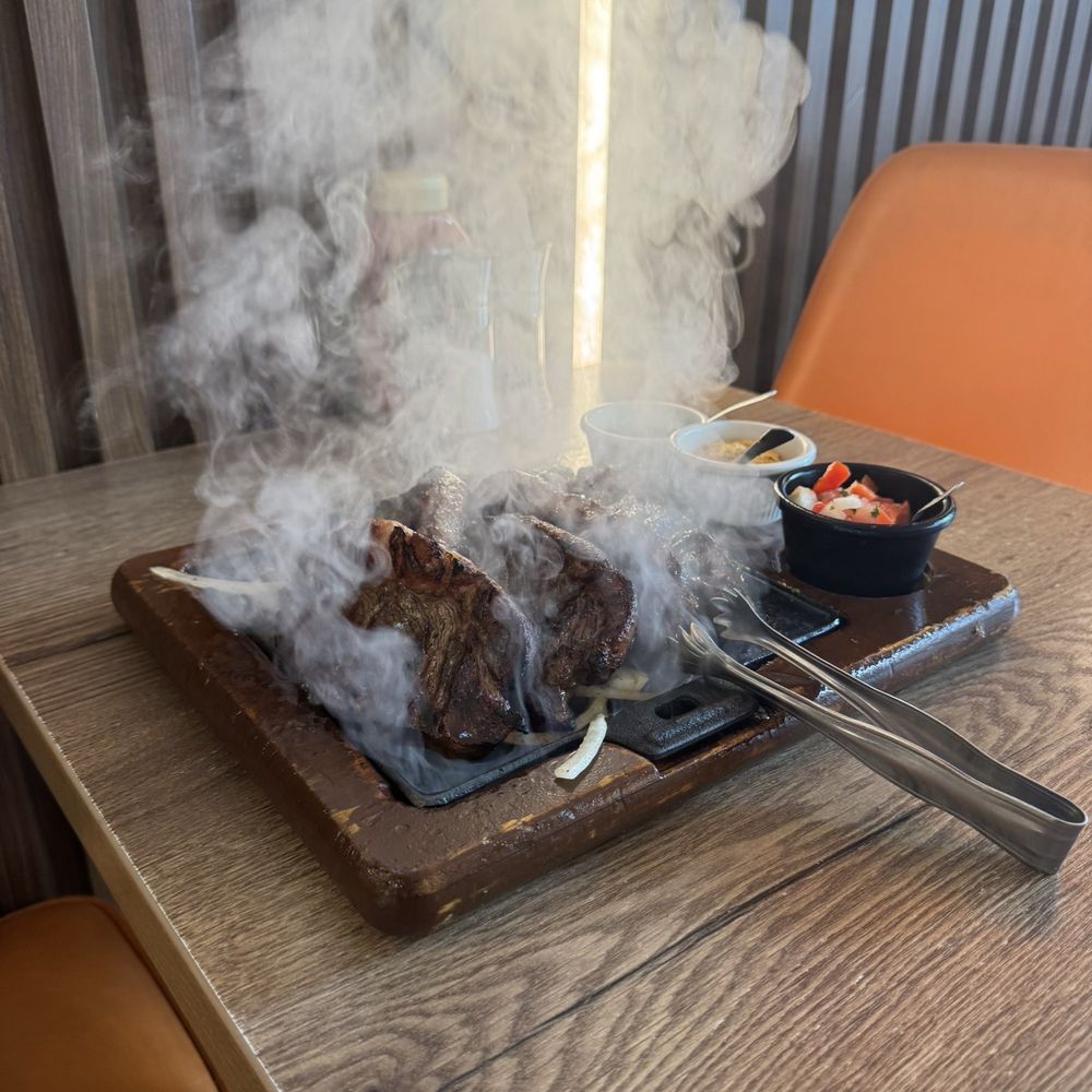 Show De Carnes Express - Picanha Steak Platter $70 - Brazilian Near Me - Vacaville, California Show De Carnes Express - Picanha Steak Platter $70 - Brazilian Near Me - Vacaville, California