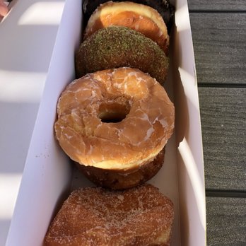 Lee's Donuts - Donuts Near Me - Vancouver, British Columbia Lee's Donuts - Donuts Near Me - Vancouver, British Columbia