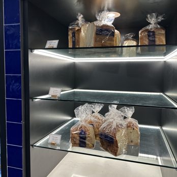 Paris Baguette - Bakeries Near Me - North York, Ontario