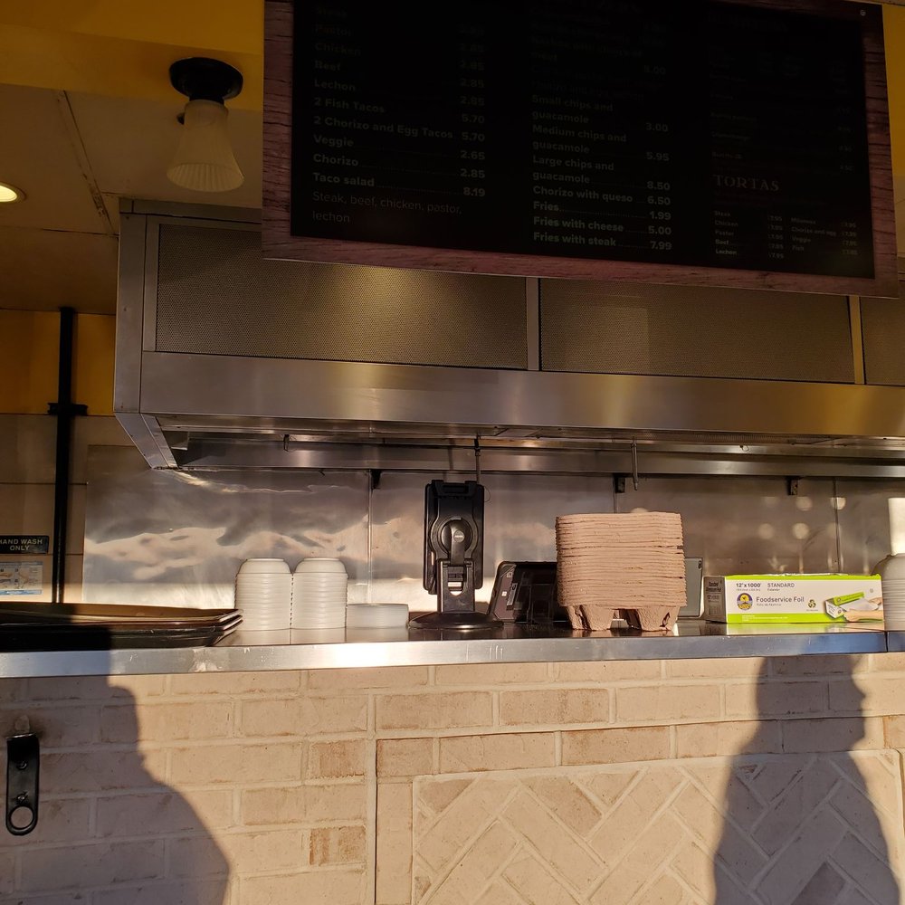 Gary Burritos - his shadow on the counter - Mexican Near Me - Carol Stream, Illinois Gary Burritos - his shadow on the counter - Mexican Near Me - Carol Stream, Illinois