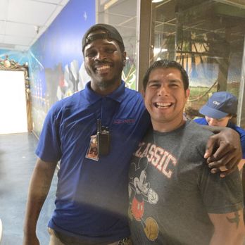Austin Aquarium - Lee the best guy at the aquarium! - Aquariums Near Me - Austin, Texas