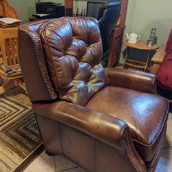Havertys Furniture - Recliner