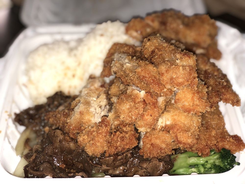 Food from Yummy Hawaiian BBQ