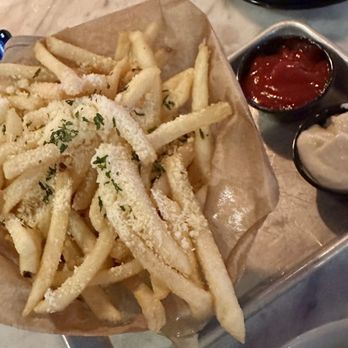 The Watch Rooftop Kitchen & Spirits - Truffle Fries - New American Near Me - Charleston, South Carolina The Watch Rooftop Kitchen & Spirits - Truffle Fries - New American Near Me - Charleston, South Carolina